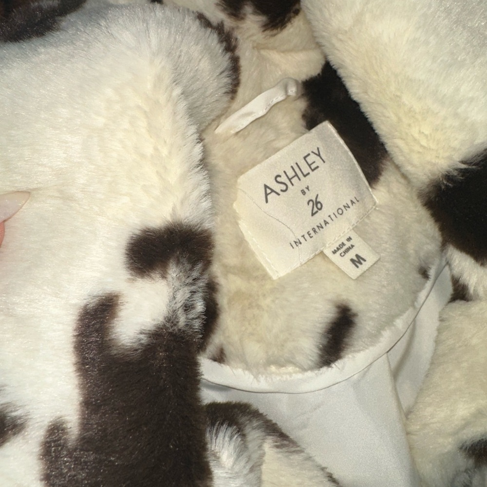 Cozy Black and White Faux Fur cow Jacket M - Picture 4 of 7
